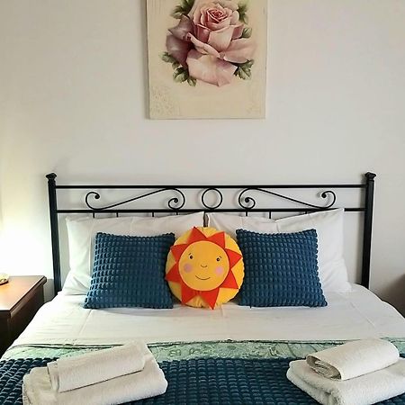 Amico Del Sole Bed & Breakfast Rome Exterior photo