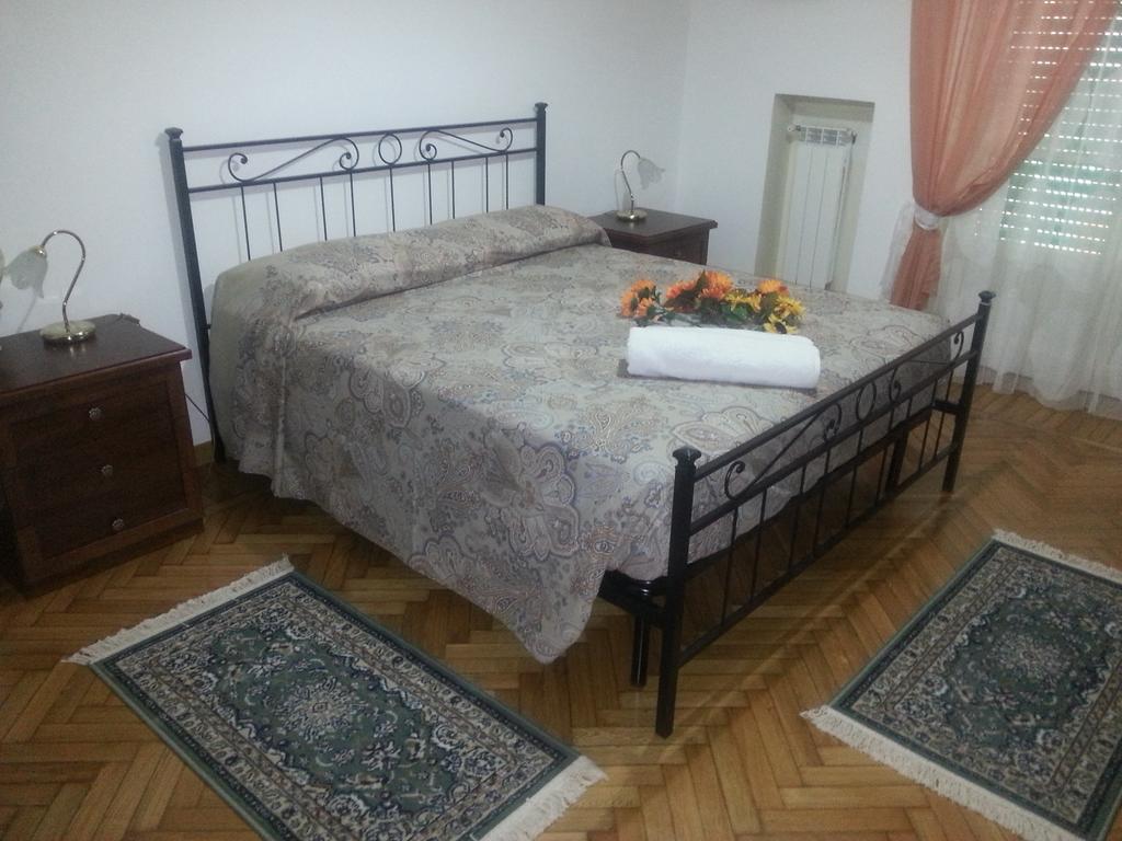 Amico Del Sole Bed & Breakfast Rome Room photo