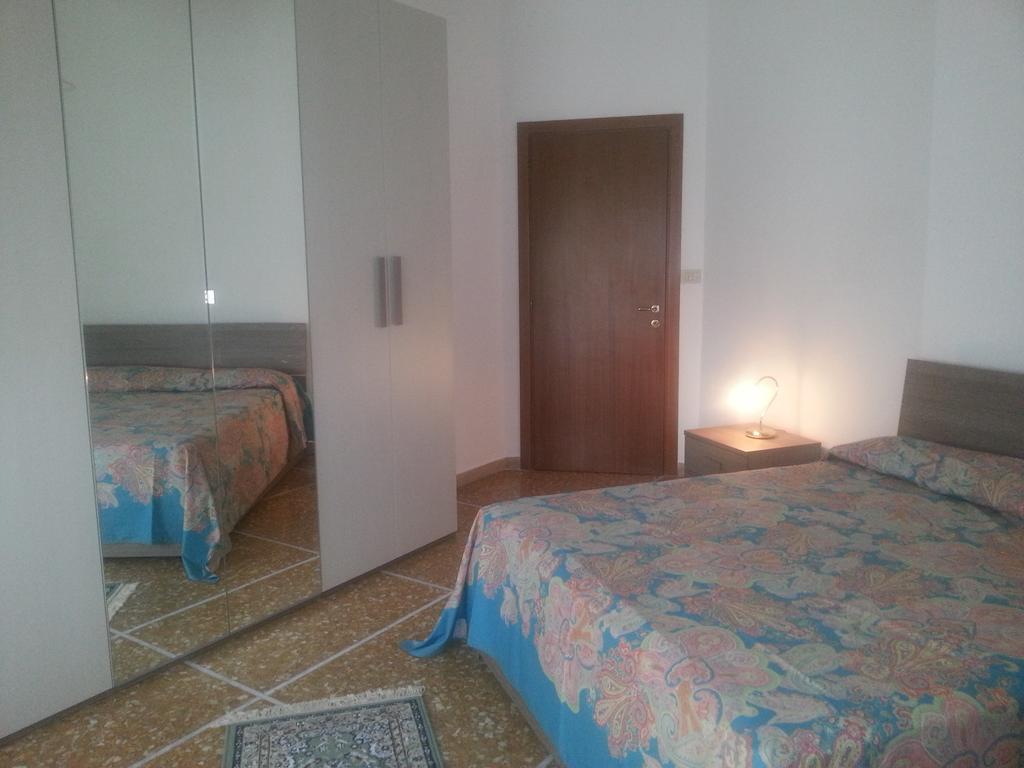 Amico Del Sole Bed & Breakfast Rome Room photo